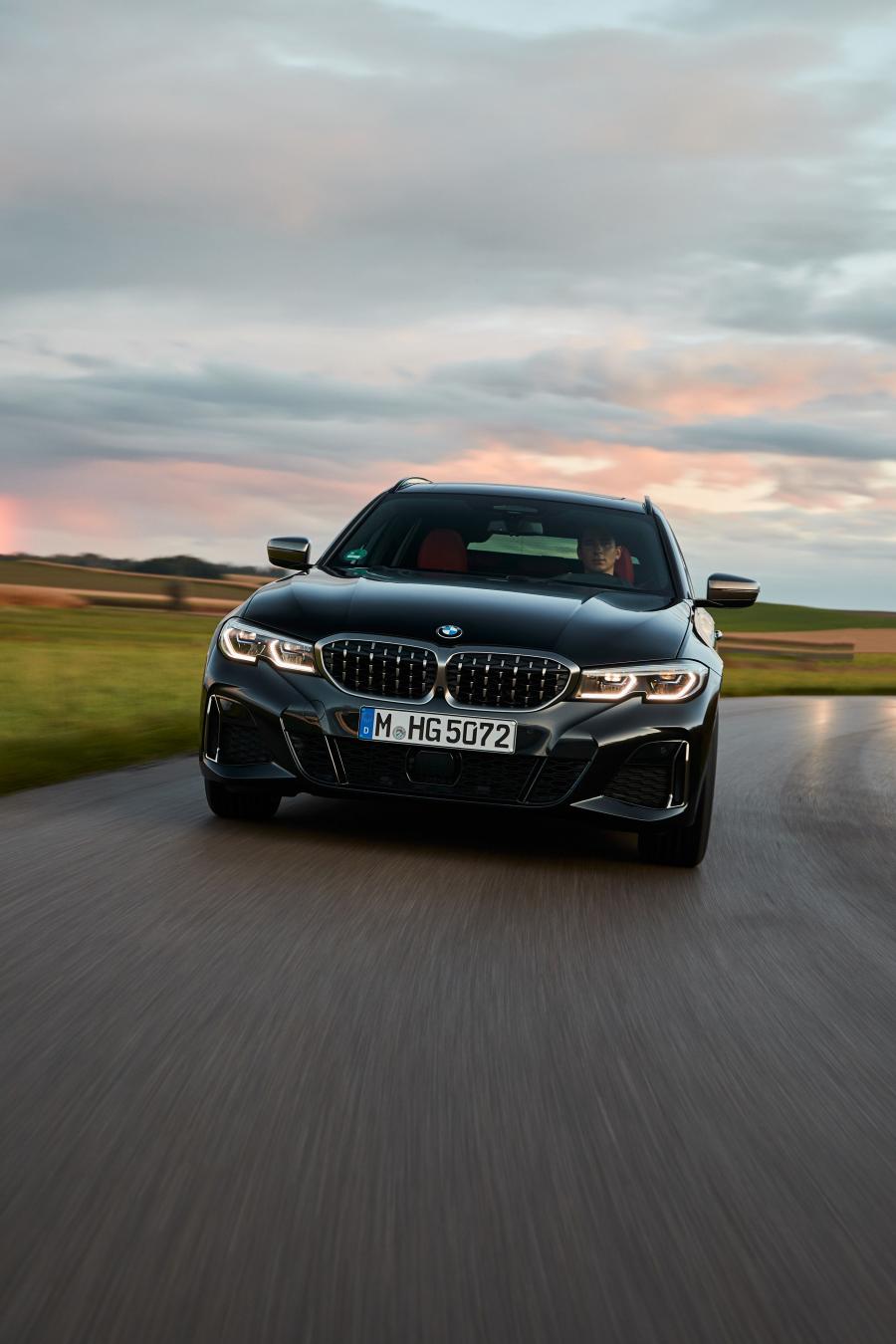  BMW M340i xDrive Touring (G21) 2019 года  (WW) (фото 4 из 50)